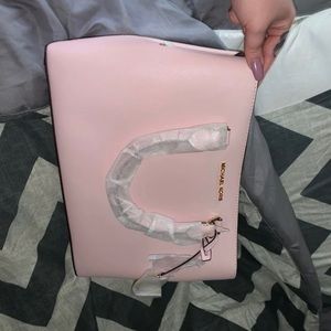 Michael Kors tote